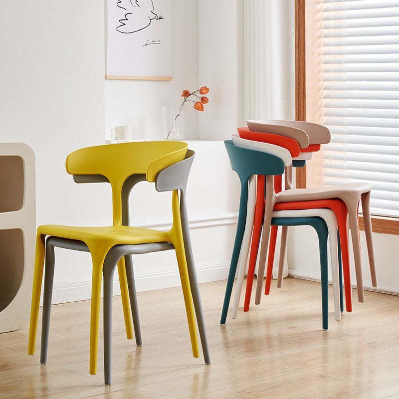 Minimalist Cow Corner Plastic Dining Chair — White