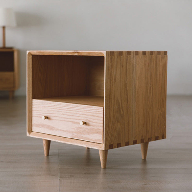Nordic Solid Wood 1-Drawer Nightstand