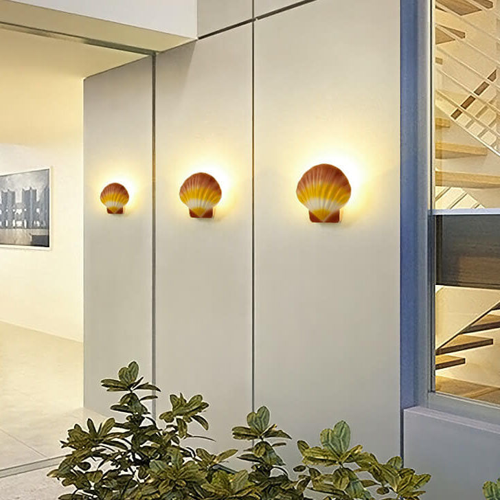 Creative shell black outdoor wall lighting in aluminum — Small (12"H / Warm White (3000K) / Amber