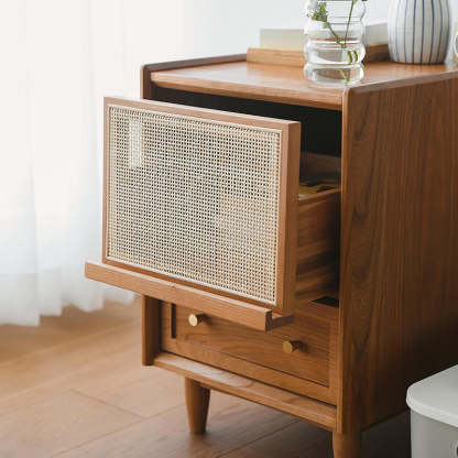 Retro Solid Wood 2-Drawer Nightstand
