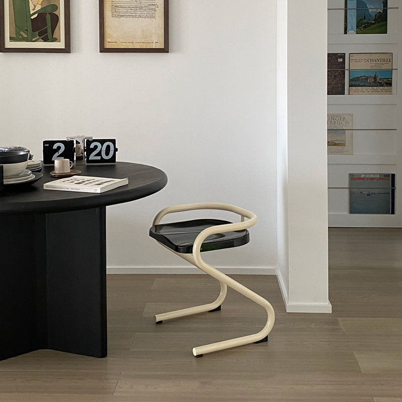 Mid-Century Curved Metal Dining Chair — Pink Bracket / White Chair Seat