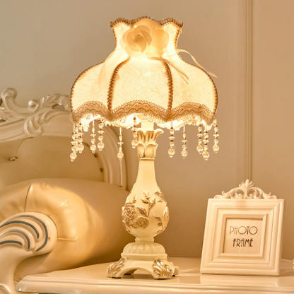 European Retro Carved Resin Fabric Alloy Lamp — B / Push Button Switch / 110V-120V For US/CA