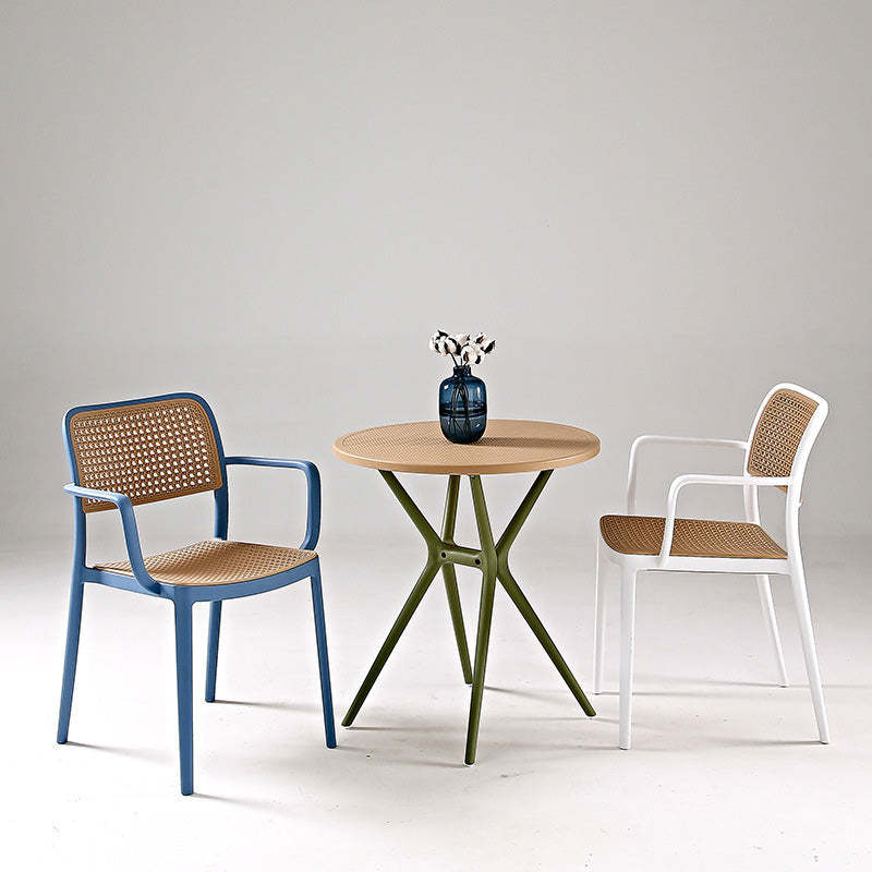 Minimalist Cross Frame Plastic Outdoor Coffee Table