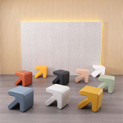 Arrowhead Plastic Chair — Black
