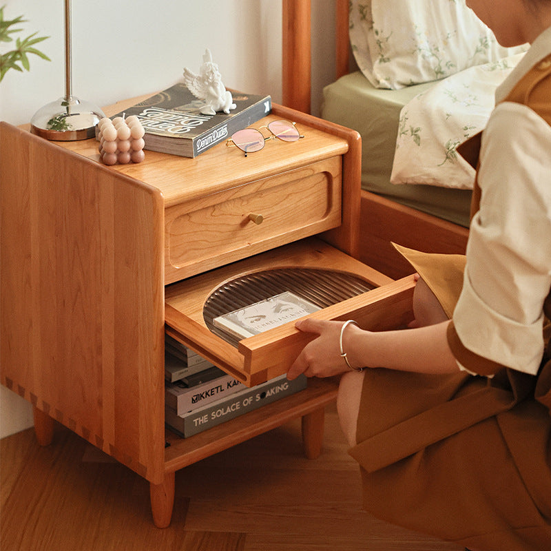 Retro Solid Wood Cube 1-Drawer Nightstand