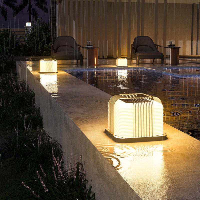 Modern Solar Stainless Steel Square Cubic Landscape Light