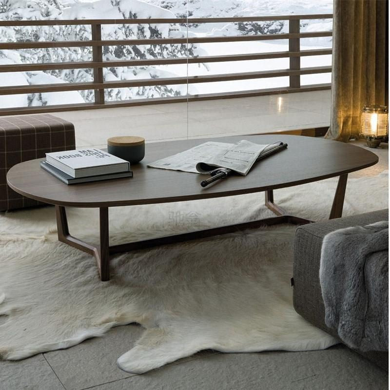 Traditional oval coffee tables in wood