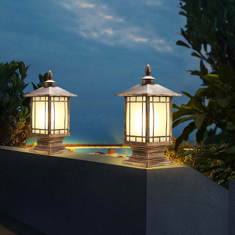Chinese Frosted Aluminum Cage Post Landscape Light