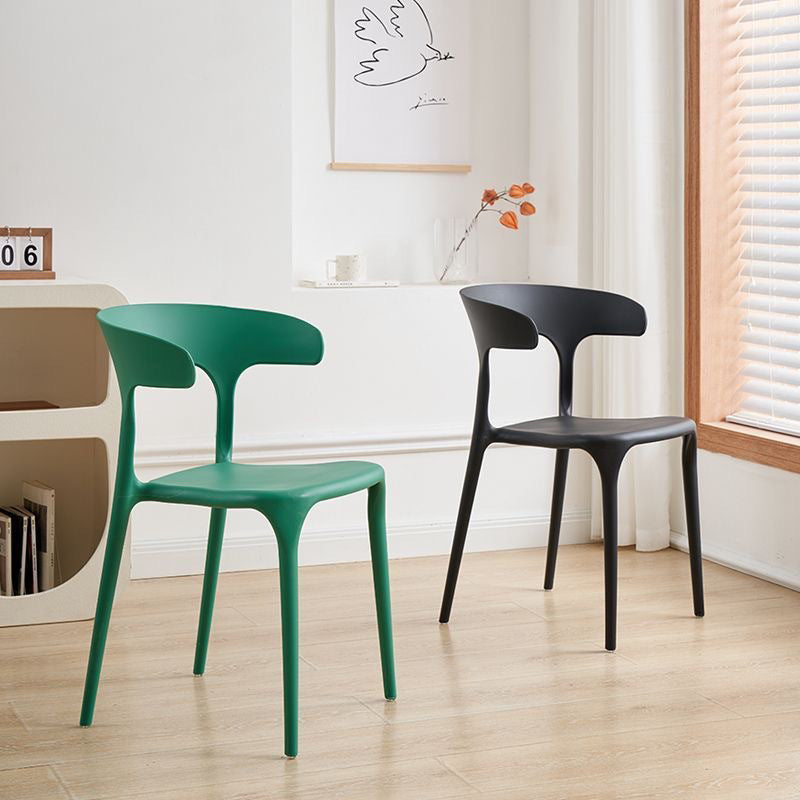 Minimalist Cow Corner Plastic Dining Chair — Blue