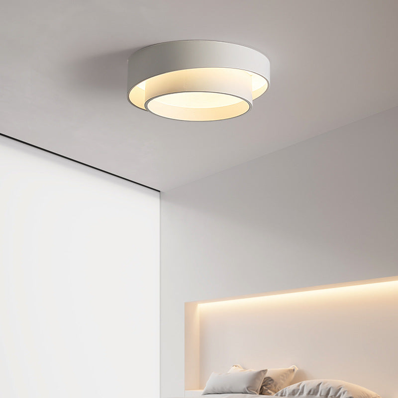 Minimalist Overlapping Round LED Flush Mount Light