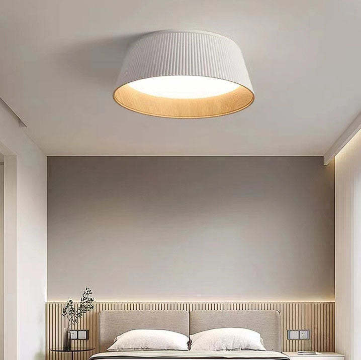Nordic Minimalist Round Iron LED Flush Mount Light