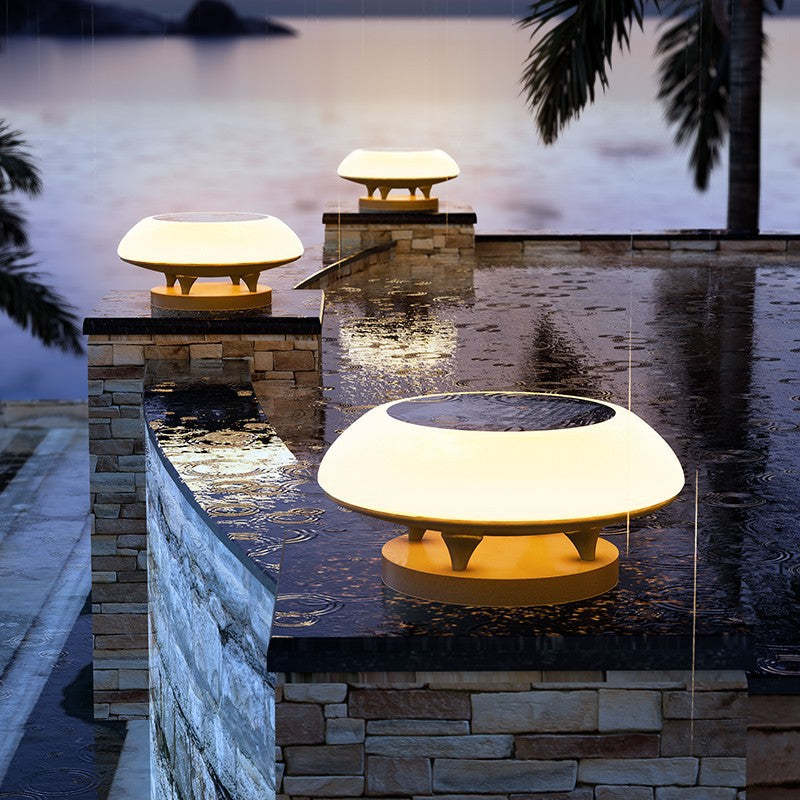 Modern Solar Spaceship Landscape Light