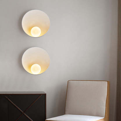 Minimalist Round Iron Resin Sconce
