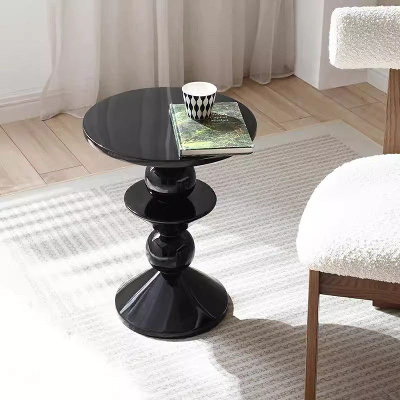 Nordic Resin Lacquer Side Table — Black