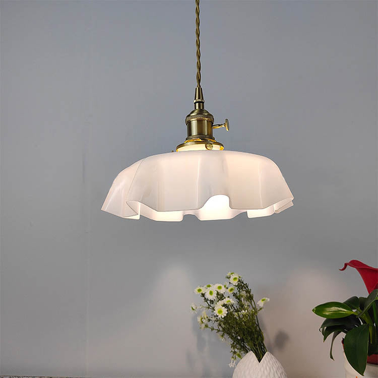 Traditional petal glass pendant lighting — White / 220V-240V (UK/AU)