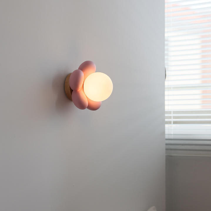 Modern Flower Glass Ceramic Kids Sconce — White / 110V-120V For US/CA