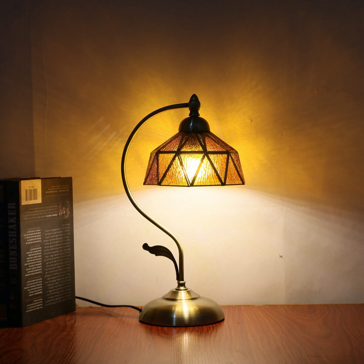 European Tiffany Amber Lucite Glass Lamp — 220V-240V For UK/AU