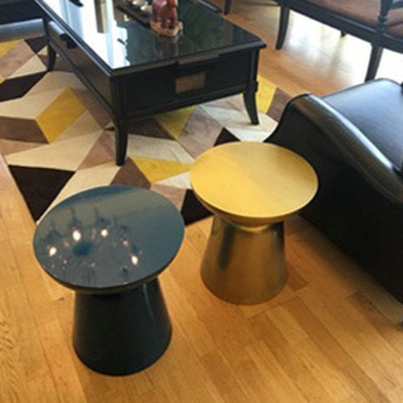 Scandinavian Round Disc Column End Table