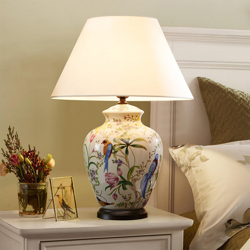 Retro Ceramic Flower Bird Table Lamp — Button / 220V-240V For UK/AU