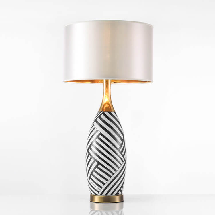 Nordic Vintage Ceramic Metal Table Lamp