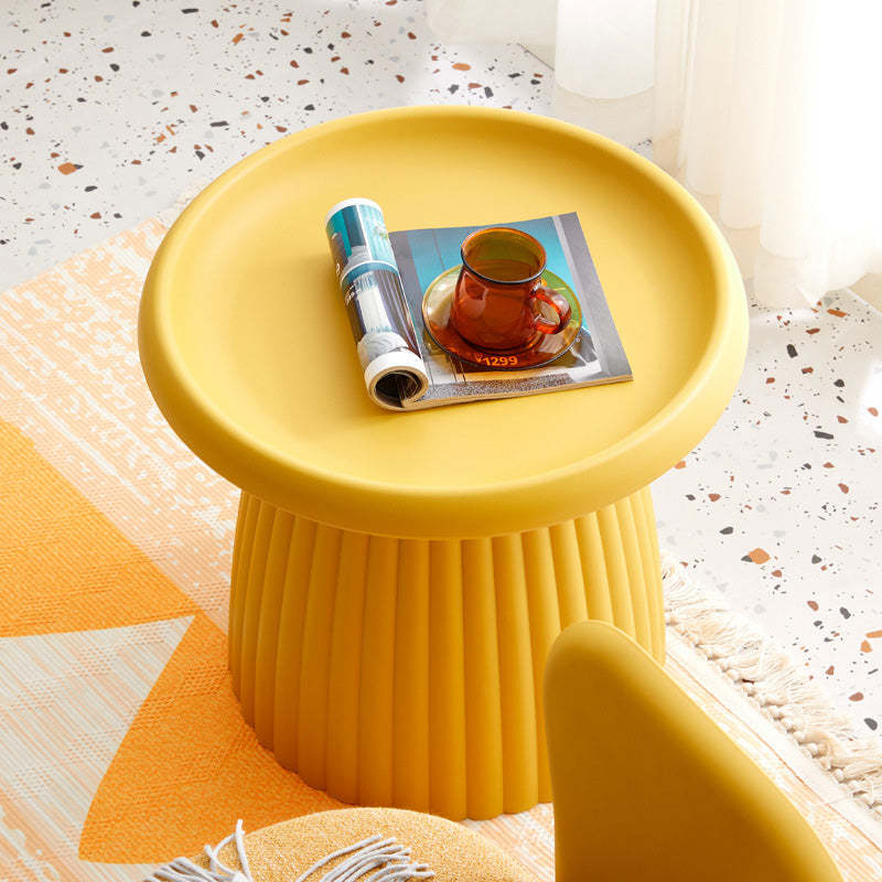 Contemporary Cone Lace Plastic Coffee Table — Gray