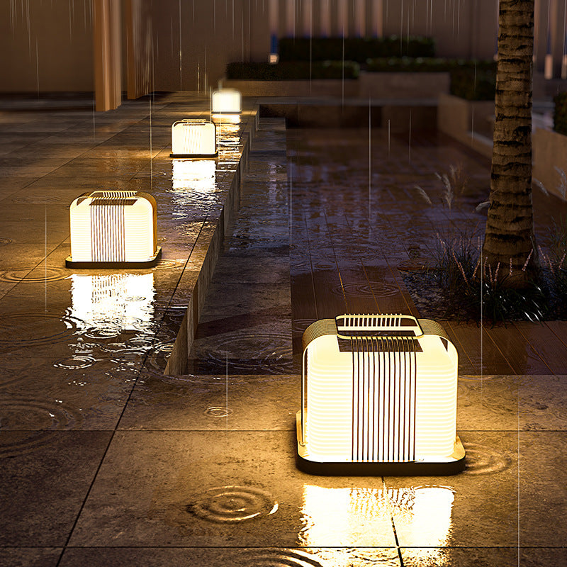 Modern Solar Stainless Steel Square Cubic Landscape Light