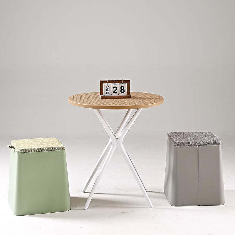 Minimalist Cross Frame Plastic Outdoor Coffee Table — White
