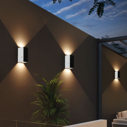 Modern Black Die-Cast Aluminum Solar Wall Light