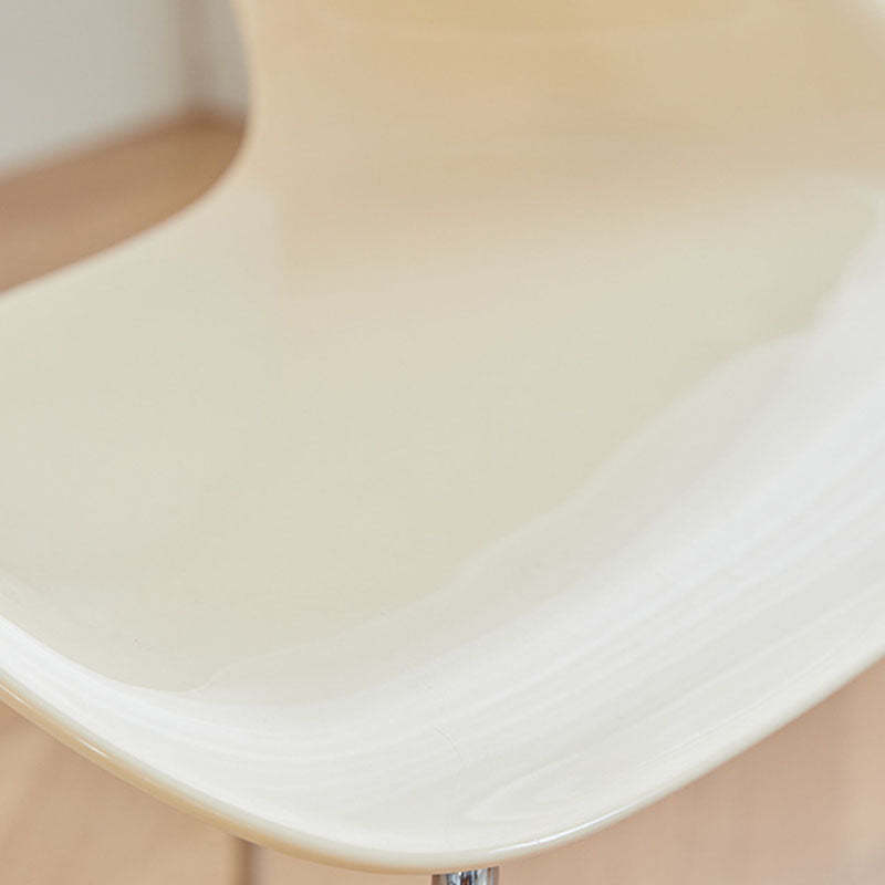 Minimalist Ring Curved Plastic Alloy Dining Chair — Red