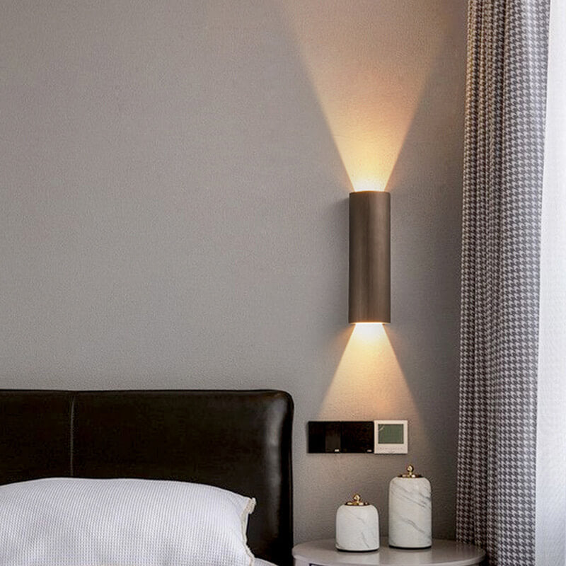 Minimalist Aluminum Cylindrical LED Sconce — Black / 110V-120V For US/CA