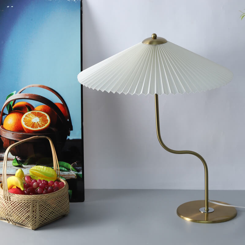 Retro Pleated Umbrella Table Lamp