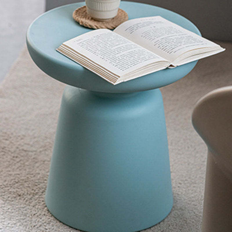 Minimalist Round Plastic Coffee Table
