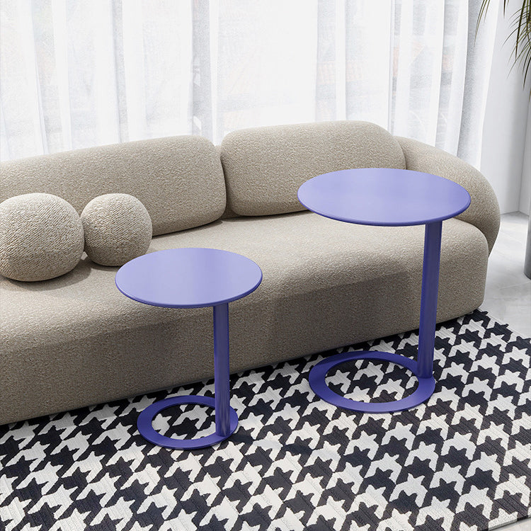 Minimalist Round Metal End Table — Gold