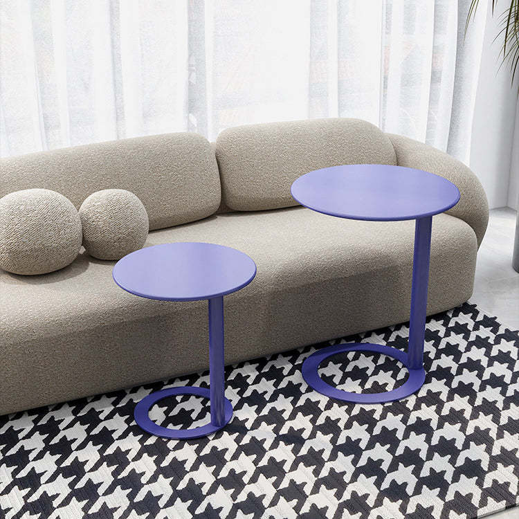 Minimalist Round Metal End Table — Gold