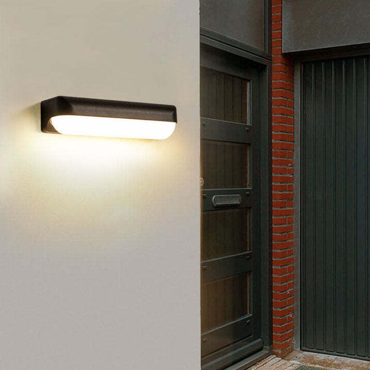 European Retro Die-Cast Aluminum Patio Wall Sconce