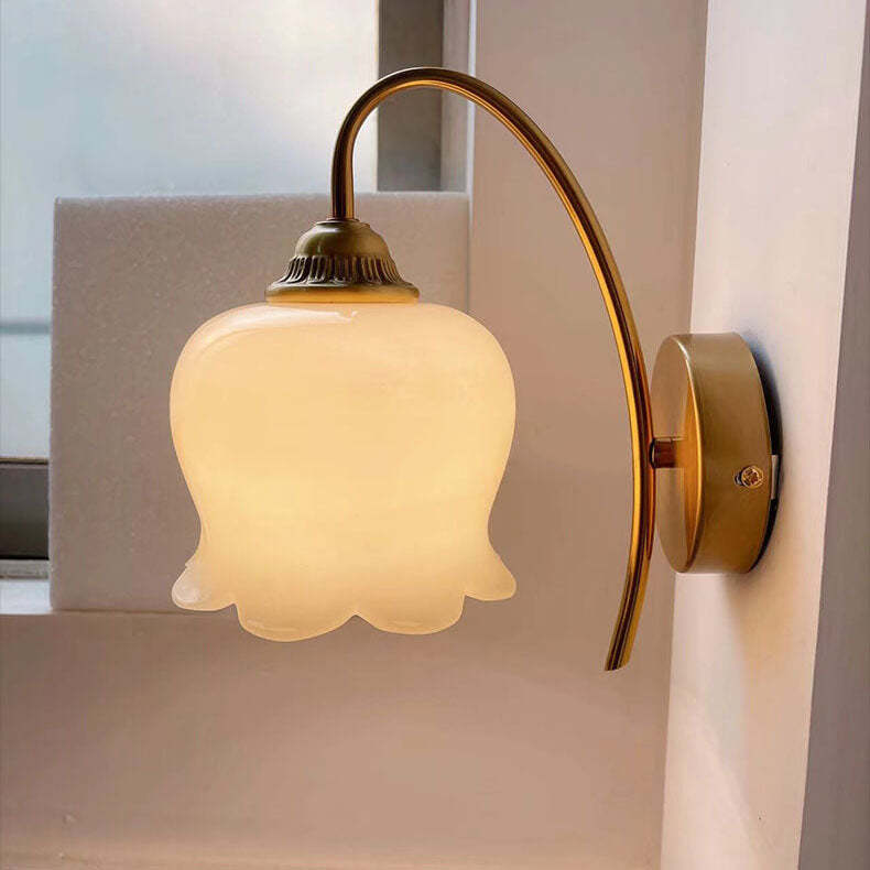 Vintage Cream Petal Resin Copper Iron Sconce