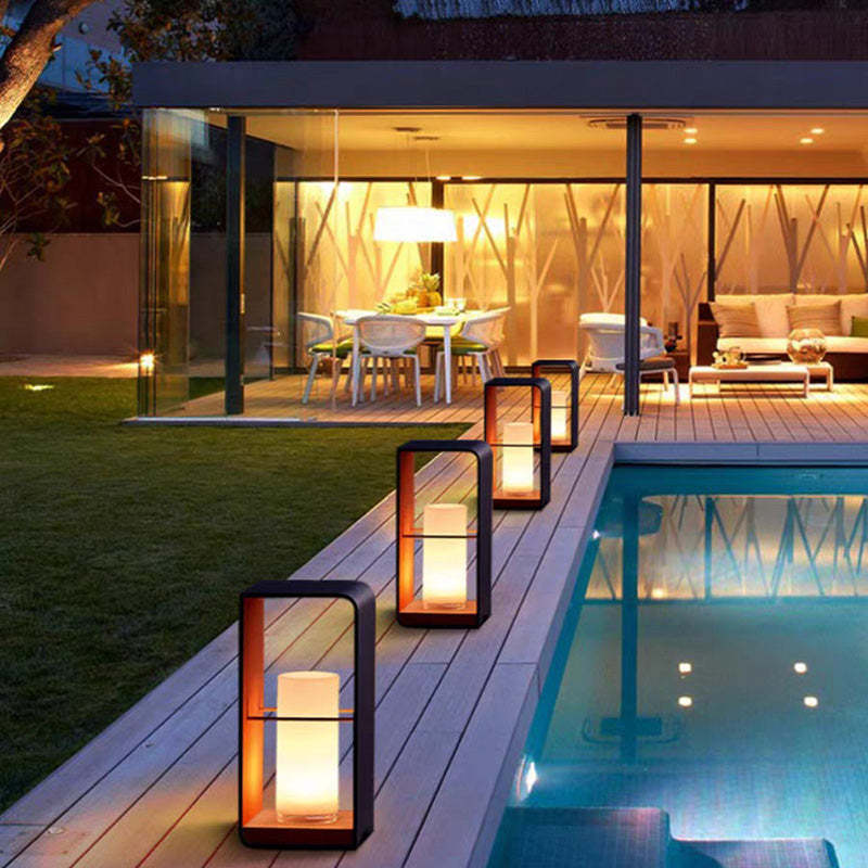 Minimalist Solar Cubic Landscape Light
