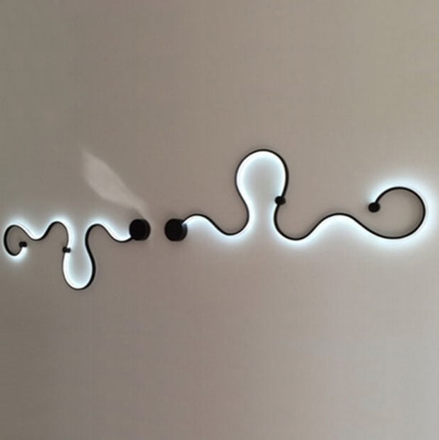 Modern Aluminum Snake Curved LED Sconce
