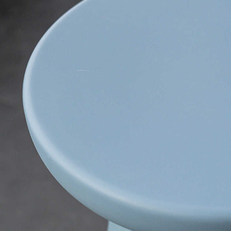 Minimalist Round Plastic Coffee Table