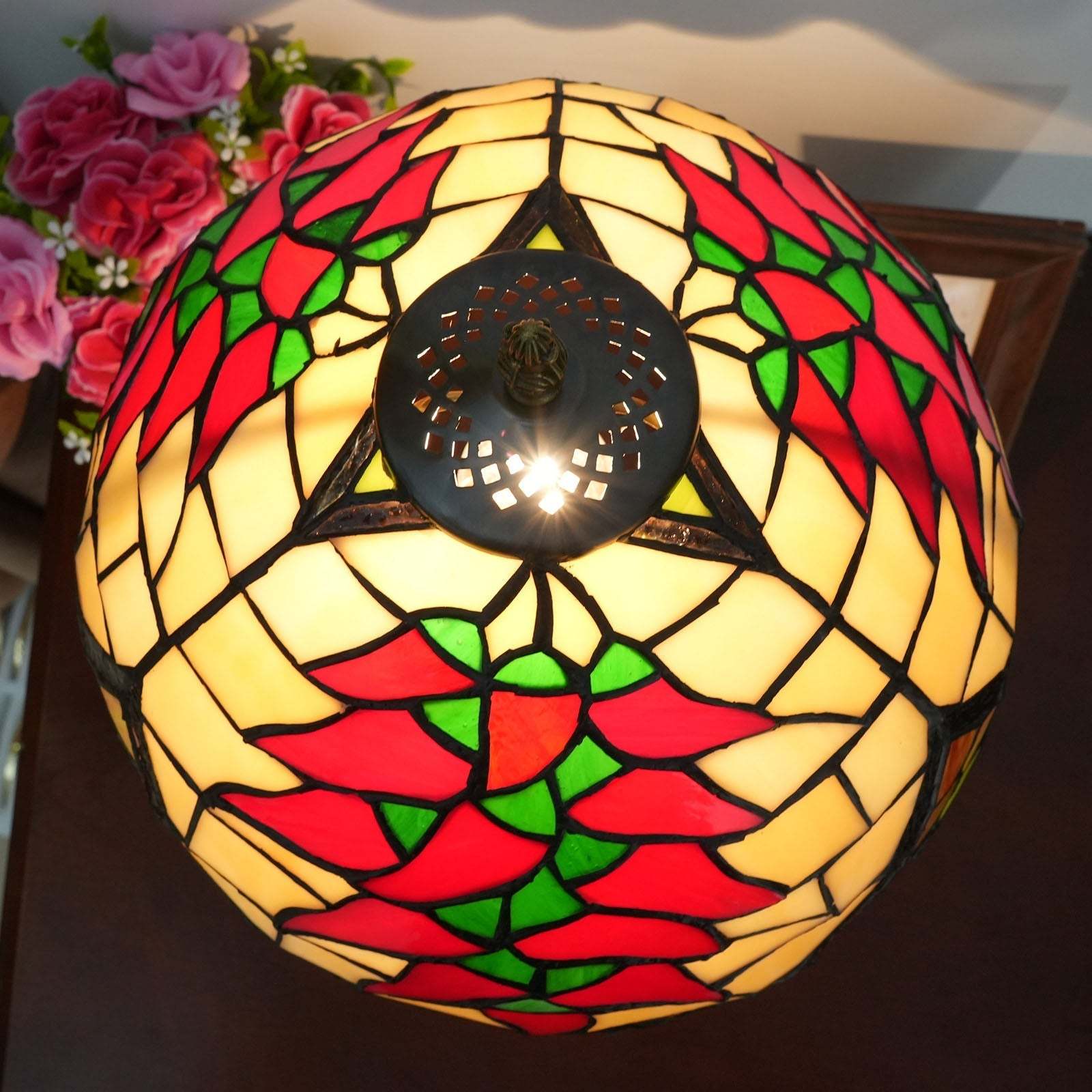 Tiffany Stained Glass Capsicum Round Table Lamp