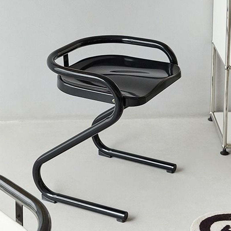 Mid-Century Curved Metal Dining Chair — Pink Bracket / Green Chair Seat