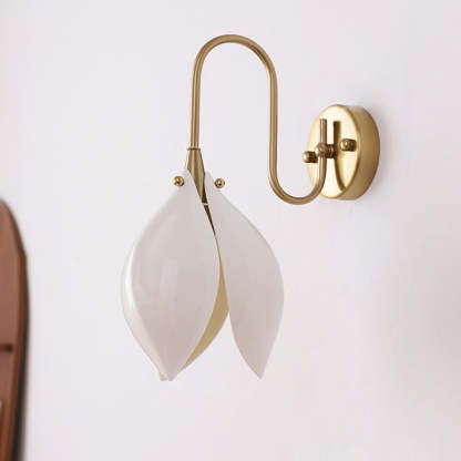 Retro Ceramic Magnolia Flower Iron Wall Sconce