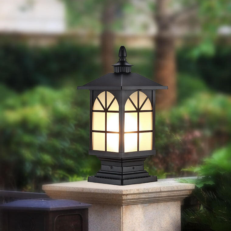 Chinese Frosted Aluminum Cage Post Landscape Light