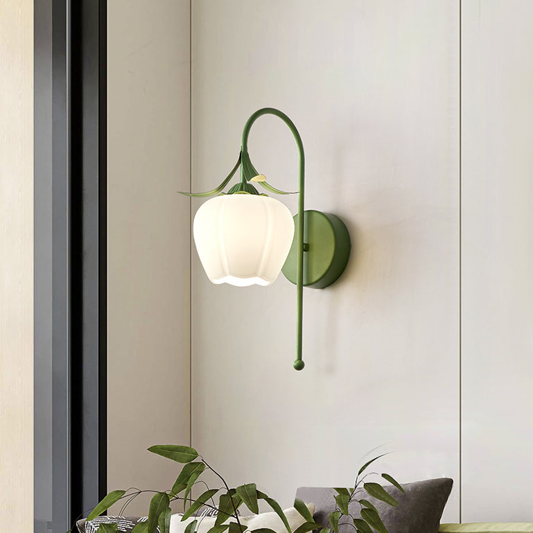 Nordic Vintage Floral Pumpkin Cream Glass Sconce