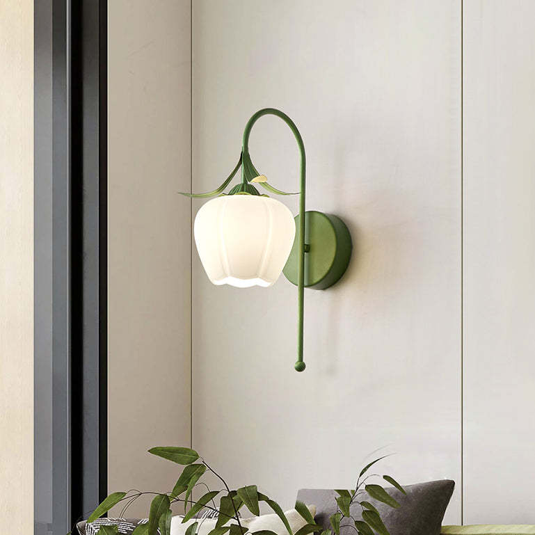 Nordic Vintage Floral Pumpkin Cream Glass Sconce