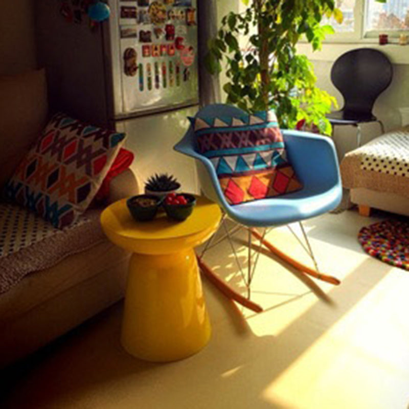Scandinavian Round Disc Column End Table