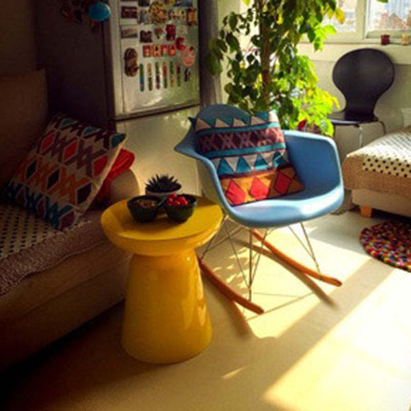 Scandinavian Round Disc Column End Table