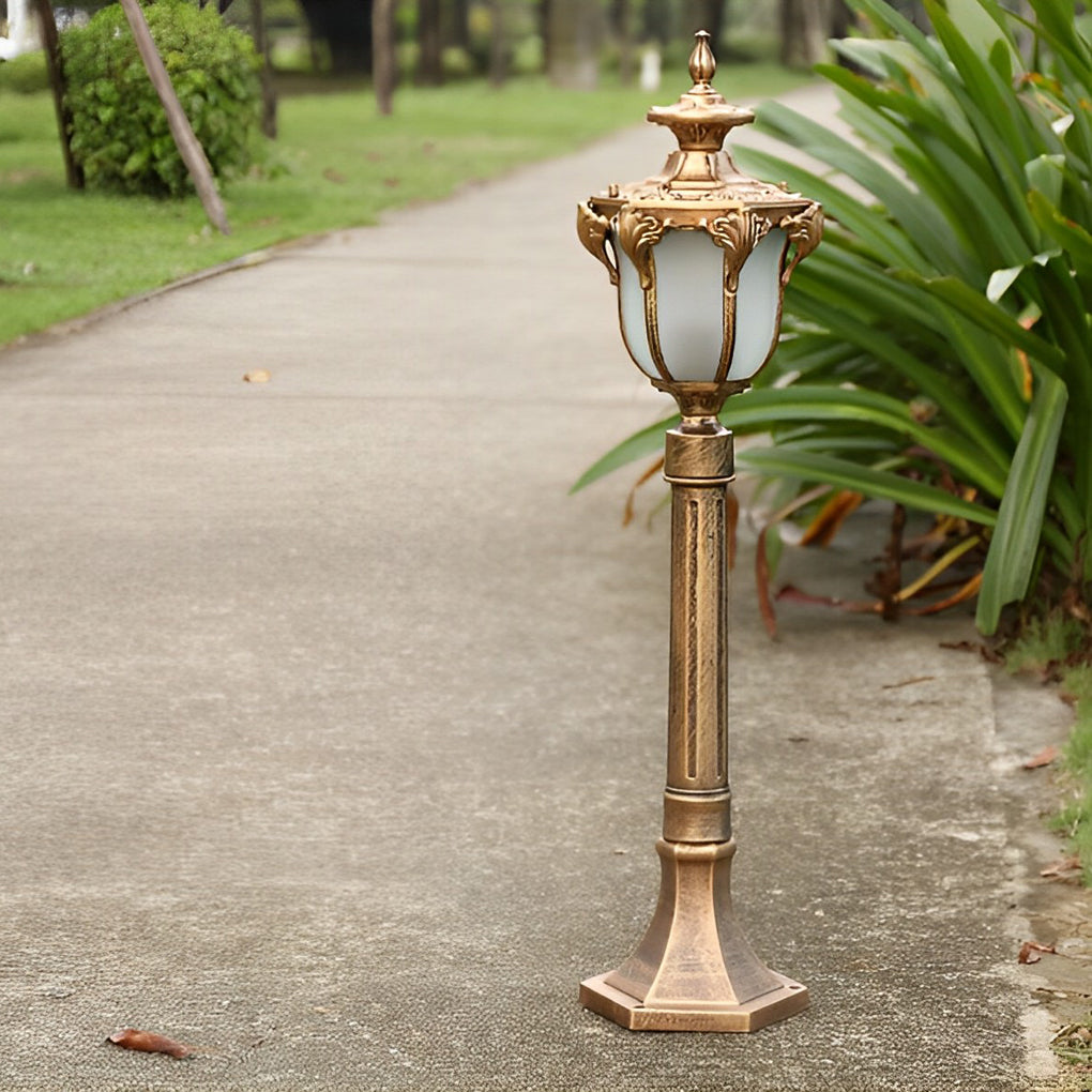Traditional European-Style LED Outdoor Pathway Lamp Post - Durable & Waterproof-Lighom