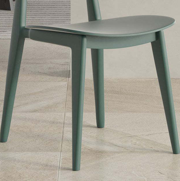 Scandinavian Macaron Plastic Dining Chair — Gray