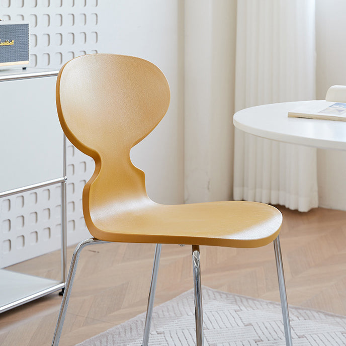 Minimalist Metal Four-Leg Chair